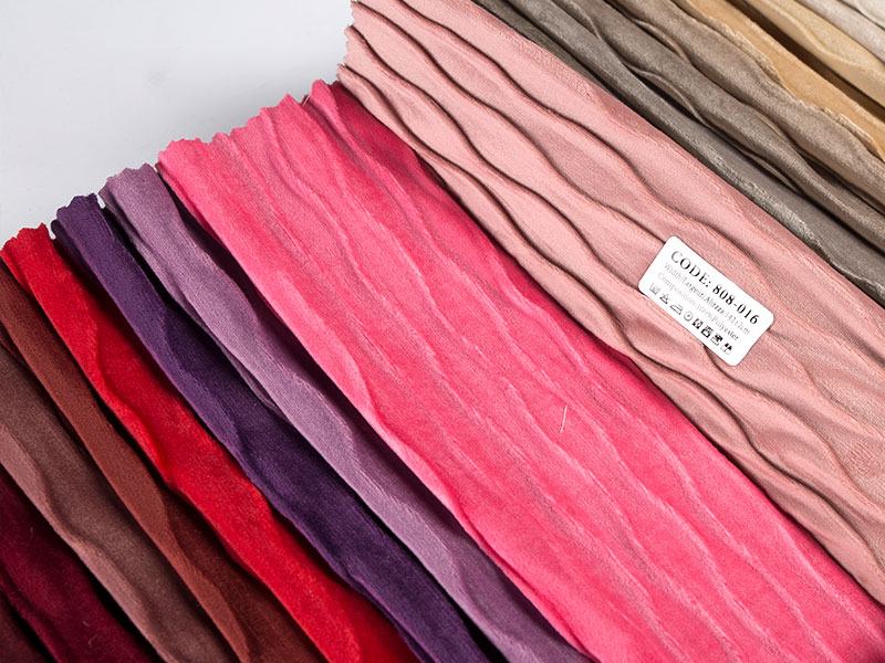 Velvet crinkle fabricae